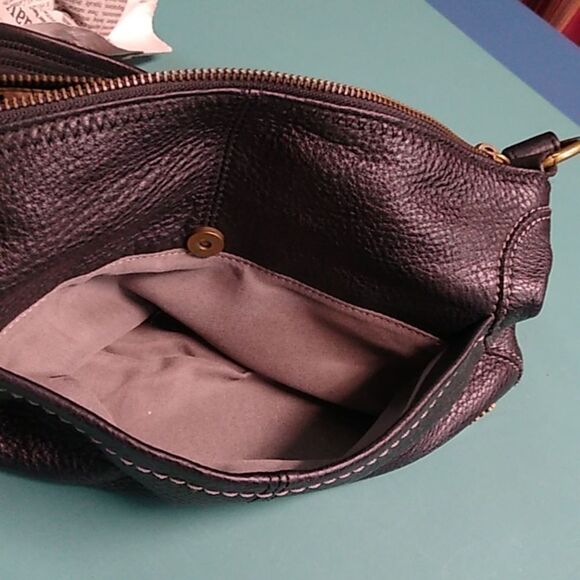 The Sak Pebbled Black Leather Shoulder Bag Zipper Top Snap Front Pocket - Picture 14 of 16